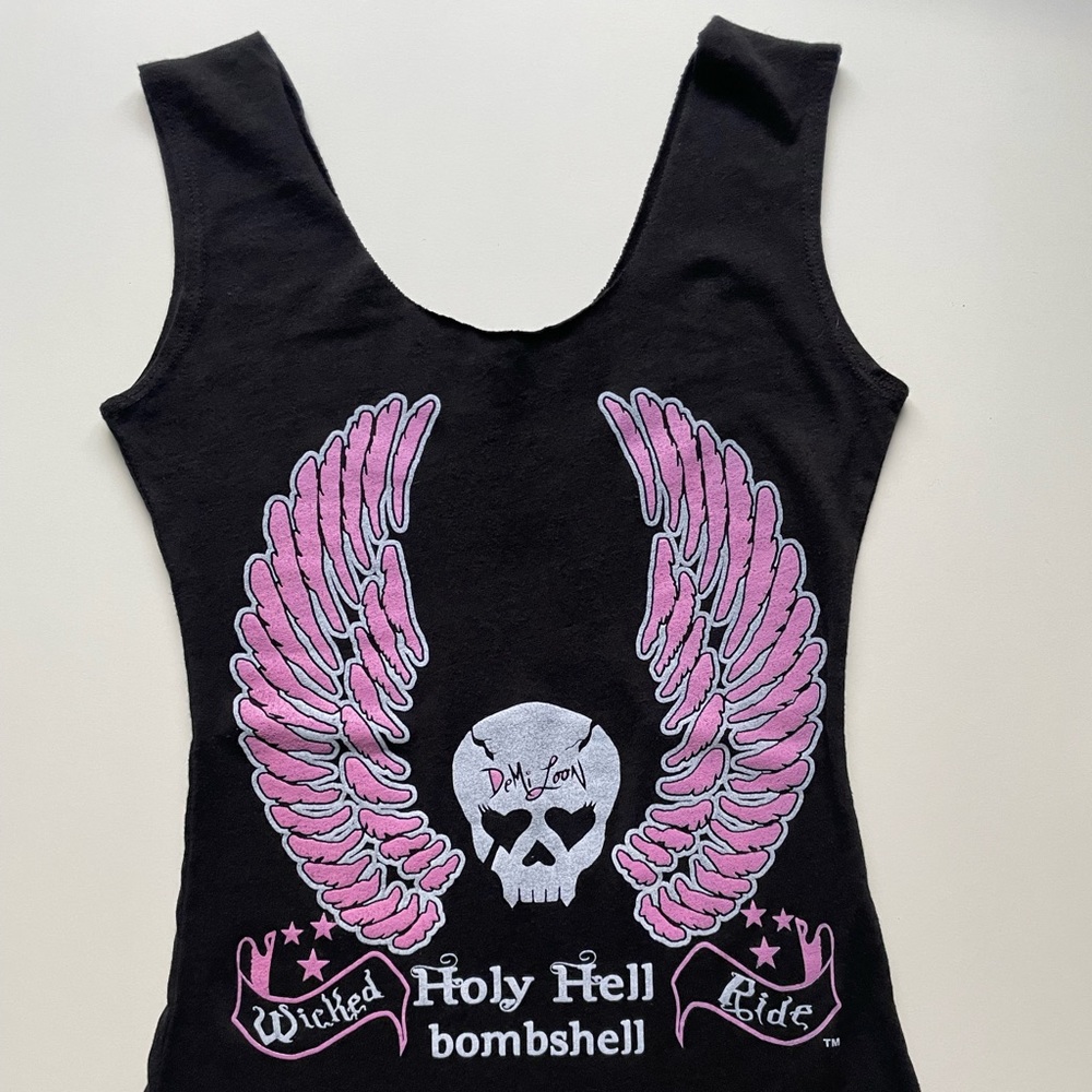 Skull black and pink tank top